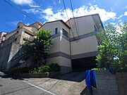 クリスタルコート 2階 築35年7ヶ月の賃貸物件