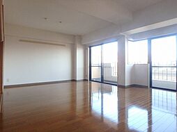 阪急宝塚本線 池田駅 徒歩18分の賃貸マンション 4階2LDKのリビング/ダイニング