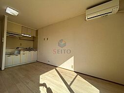 阪急神戸本線 十三駅 徒歩12分の賃貸マンション 2階2LDKのリビング/ダイニング