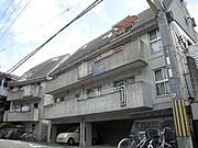 蛍池駅より徒歩7分 1階 築40年の賃貸物件
