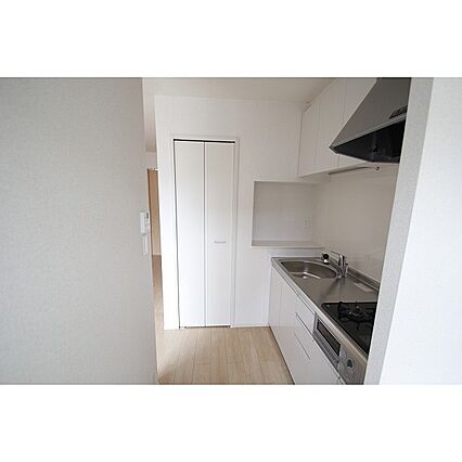 セレッソ花畑II_内装_6