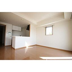 レジデンス二の宮 3階2LDKのリビング/ダイニング