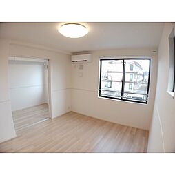 プリマヴェーラ　C 2階1LDKのリビング/ダイニング