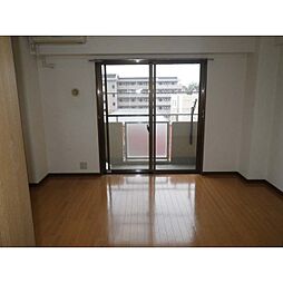 セピアコートII 4階1DKのリビング/ダイニング