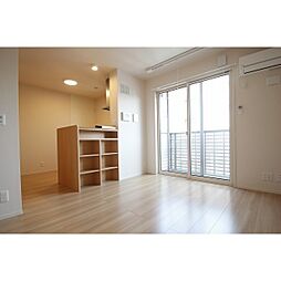 カーサイルフィオーレ 2階1LDKのリビング/ダイニング