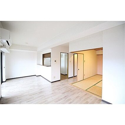 センチュリー時計台1_内装_0