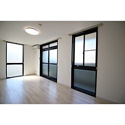 サウザンド・リーフＡ棟 201 2階1Kのリビング/ダイニング