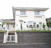 新取手駅より徒歩15分 築36年7ヶ月 2階建の賃貸物件