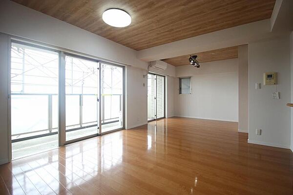 apartment 茨城県土浦市港町2丁目
地図を見る