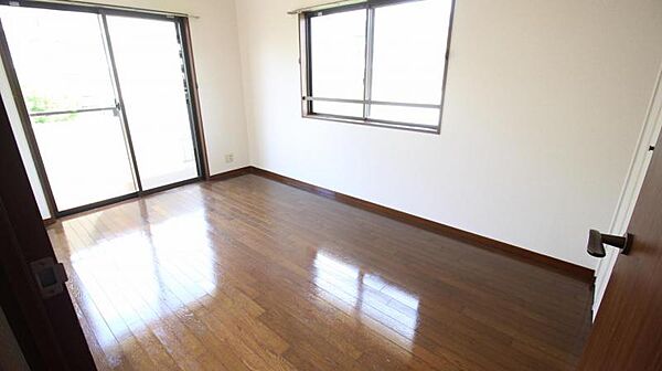 apartment 茨城県龍ケ崎市久保台4丁目
地図を見る
