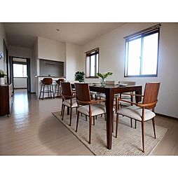 リバーサイドヒル小絹A 202 2階2LDKのリビング/ダイニング