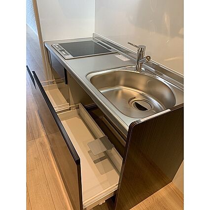 AXIS HITACHINO_内装_3