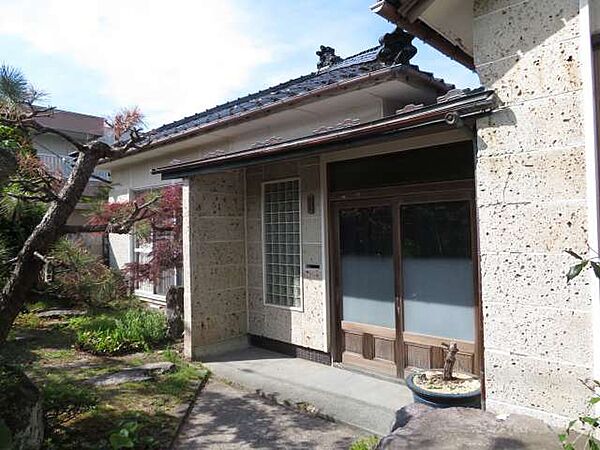 detached 秋田県にかほ市象潟町3丁目塩越13
地図を見る