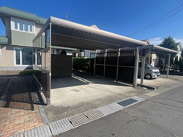 detached 青森県弘前市早稲田3丁目
地図を見る