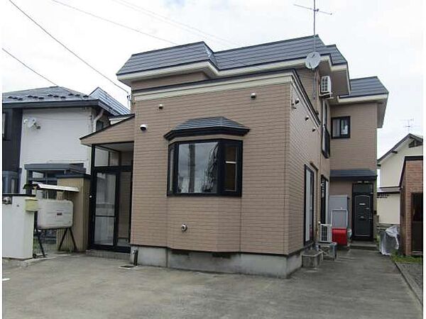 外観：302000008008