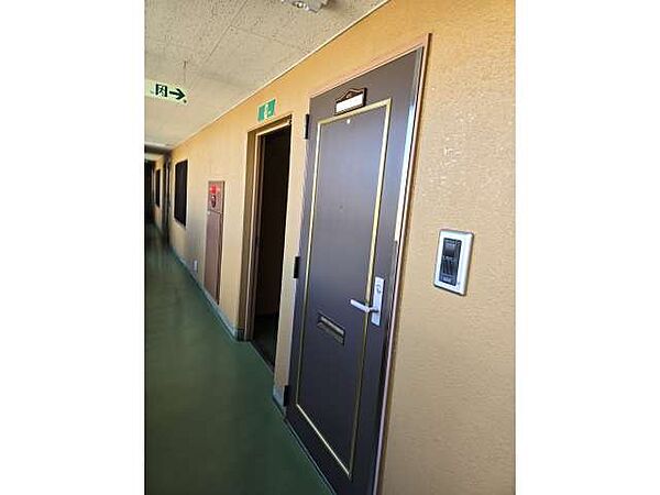 apartment 青森県青森市奥野2丁目1-18
地図を見る