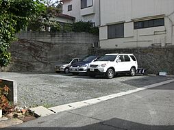 東片山ガレージ