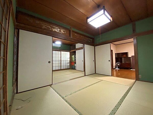 1階　6帖和室2間