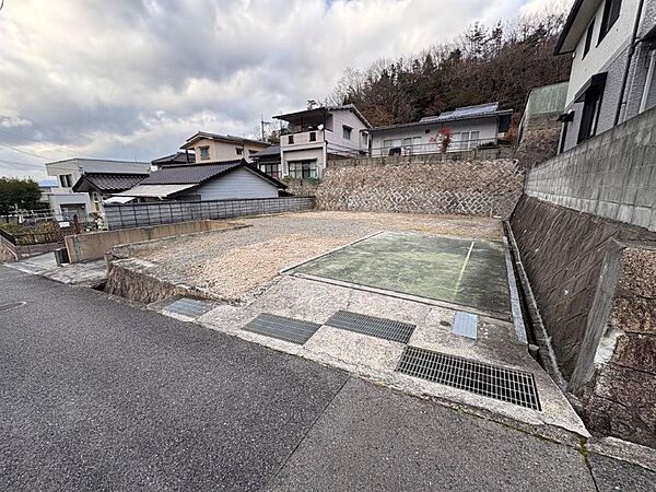 前面道路の幅員は約3ｍ