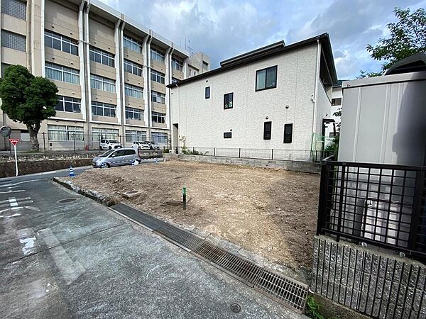 北西側道路幅員　3.2ｍ