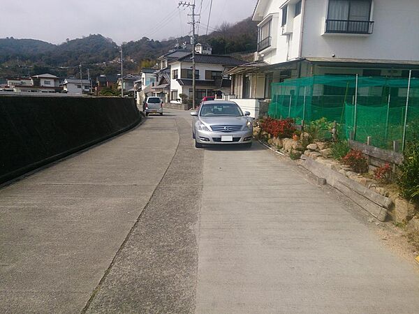 前面道路：県道465号線
