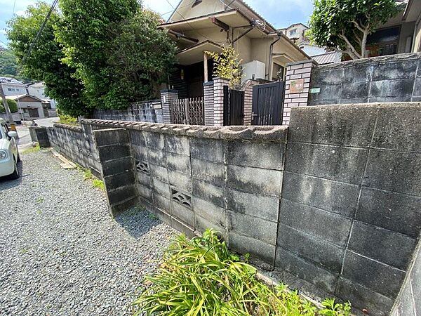 ブロック塀