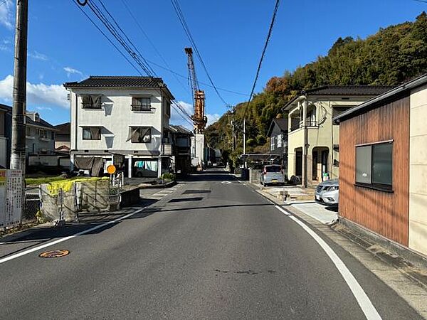 広い南向きの前面道路