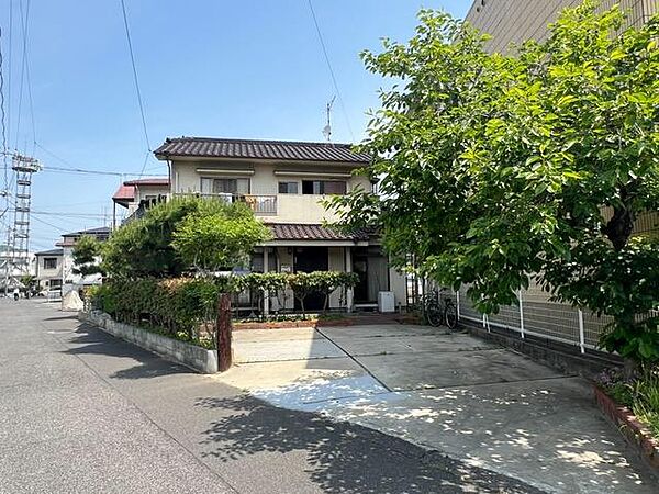 外観：334000216106