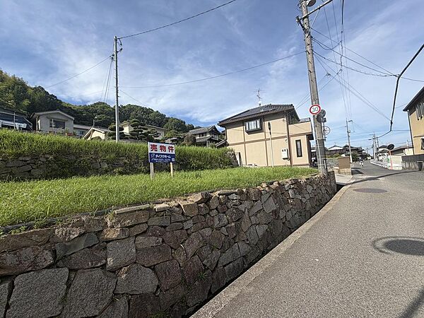 西側飛地（畑）：124m2