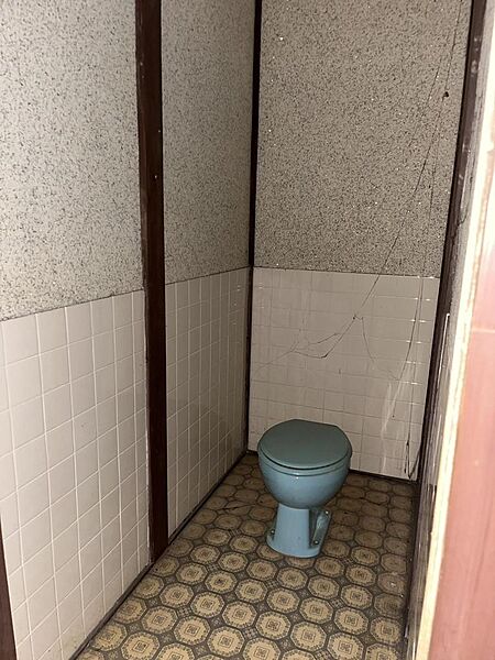 母屋2階トイレ