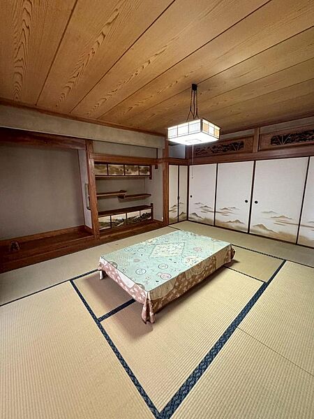 和室10畳です