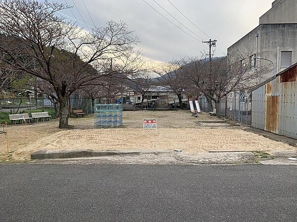 本件土地も含みます。