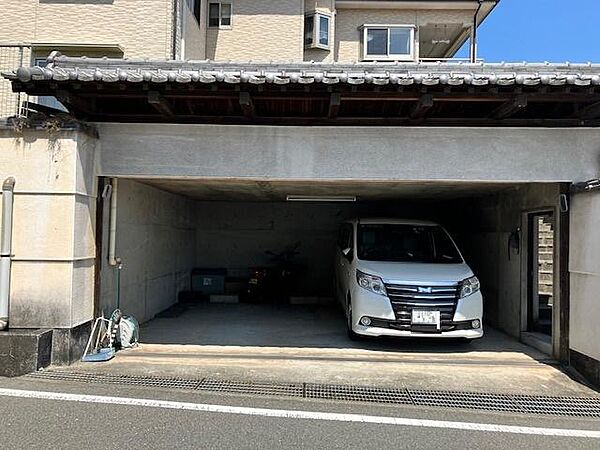 ハイルーフ車　2台可