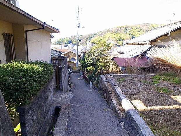 車両は進入できません。