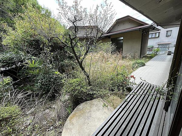 平家建て離れ