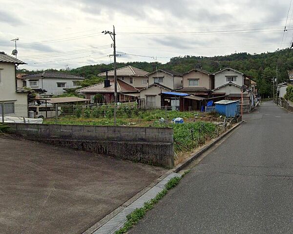 外観:334000208302
