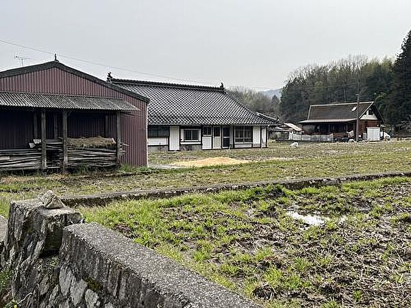 居宅・倉庫　北側から撮影