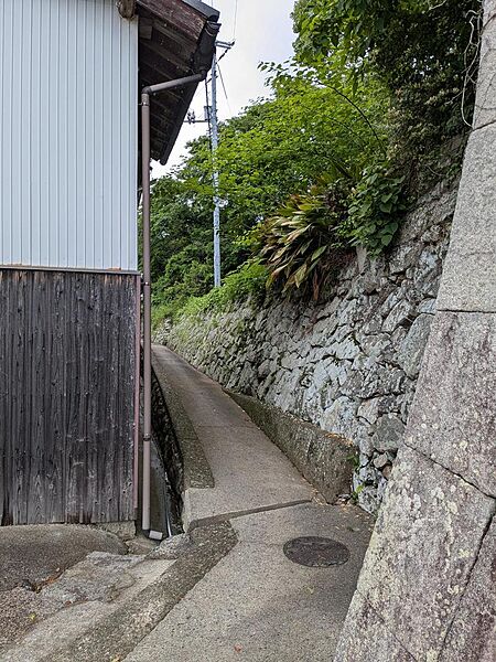 物件まで通路（車両侵入不可）