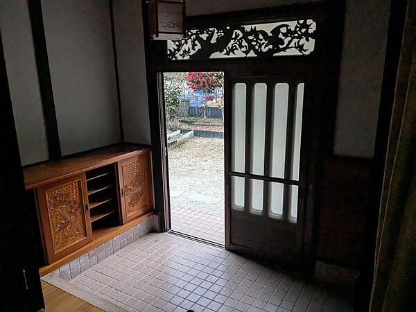玄関