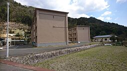 広島県東広島市安芸津町三津2564-1の賃貸マンション 2階3DKの間取り