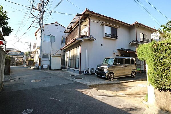 令和6年12月2日撮影　メイン道路入口