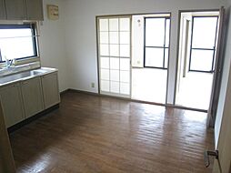 パークハウス田中 201 2階3LDKのリビング/ダイニング