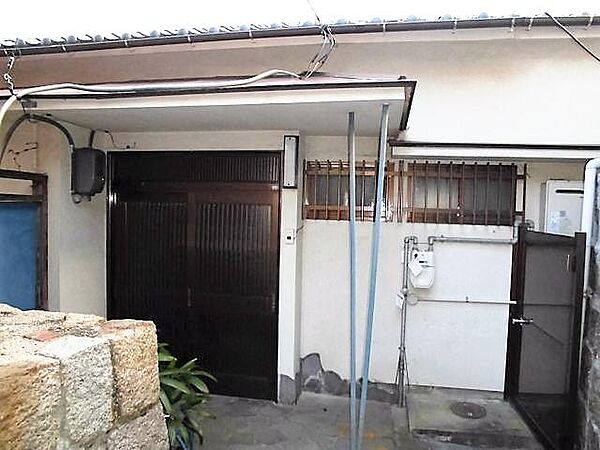 外観：334000215258