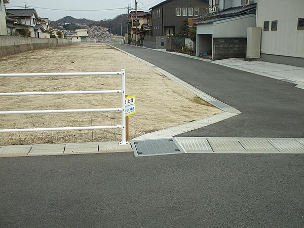 物件西側より撮影