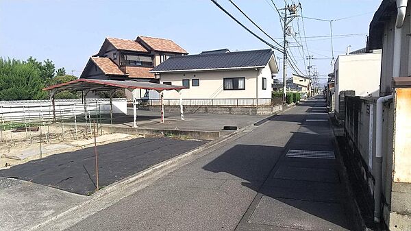 物件南西側公道より撮影