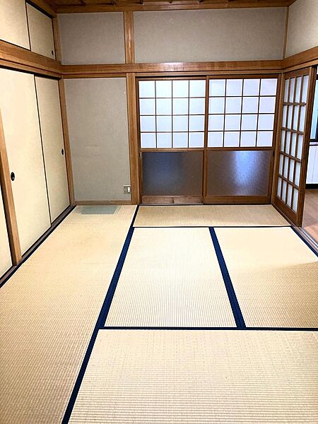 1階6帖和室北側