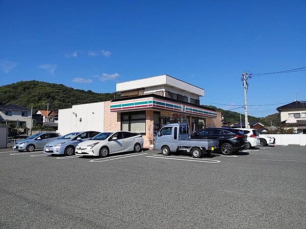 セブンイレブン尾道美ノ郷三成店　徒歩　9分