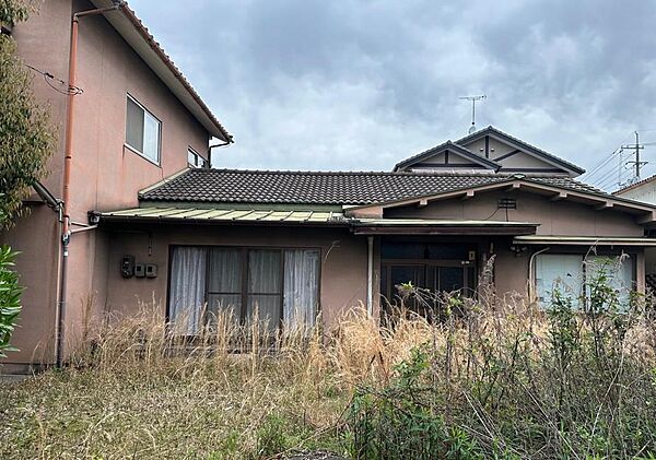 本宅はリホーム工事必要です。詳細は担当藤本TEL080-1943－1600までお気軽にお問い合わせください。