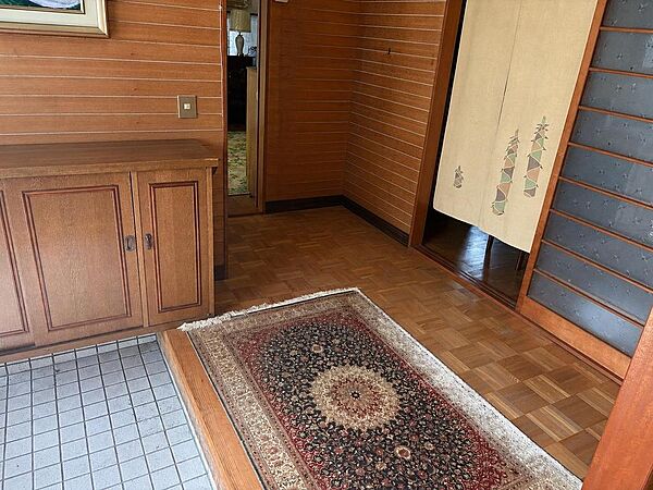広い玄関で急な来客でも対応できます。