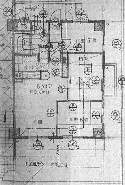 間取り：334000261670